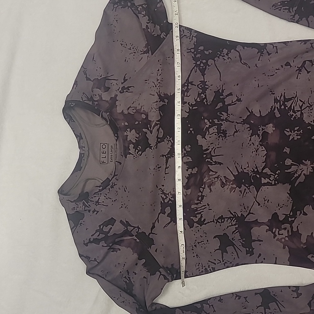 👾 Fleo Purple Marble Foundation Long Sleeve - Picture 5 of 9